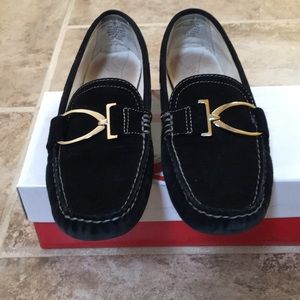 Anne Klein suede flats